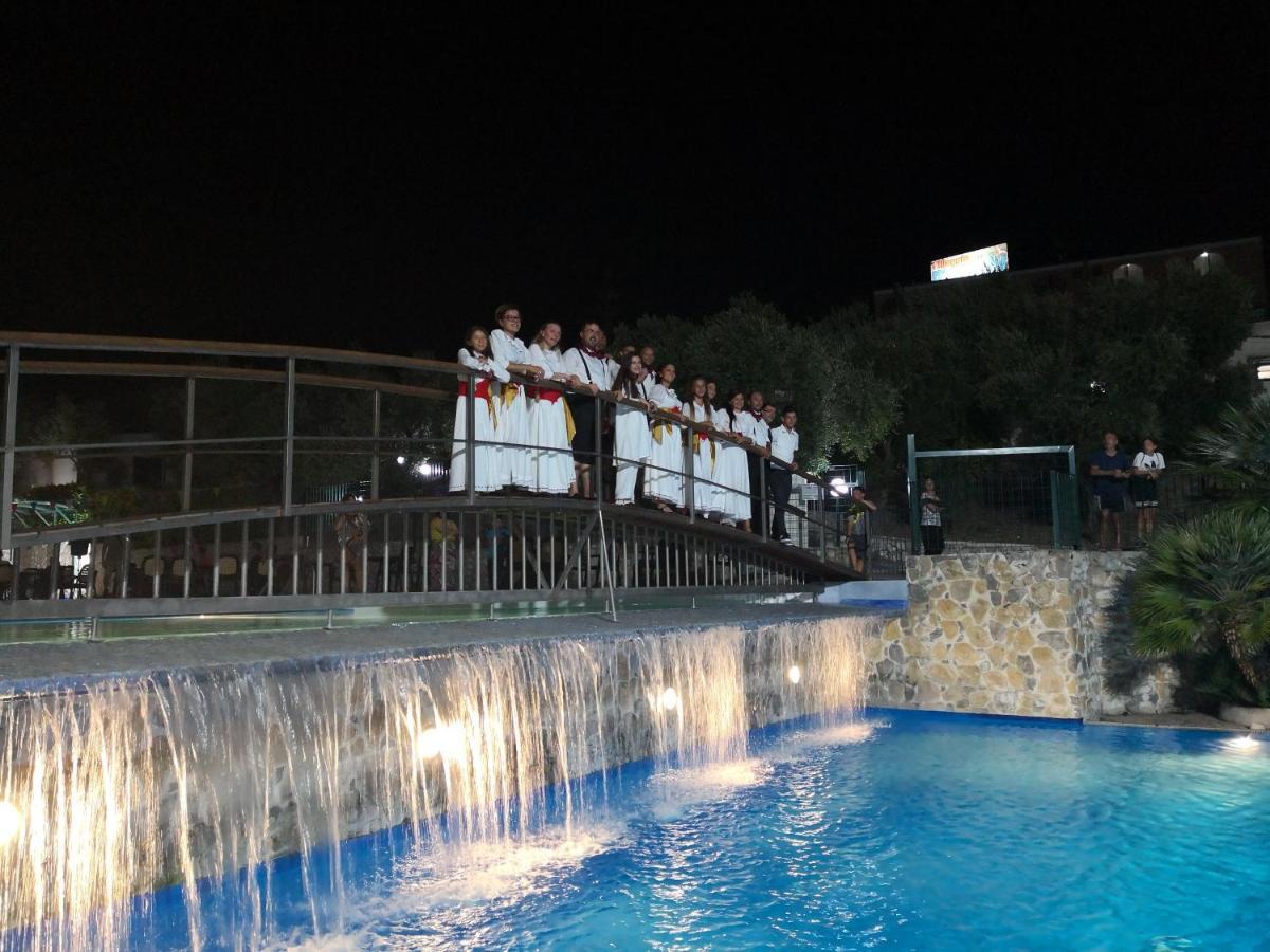 ויאסטה Villaggio Mare Blu מראה חיצוני תמונה